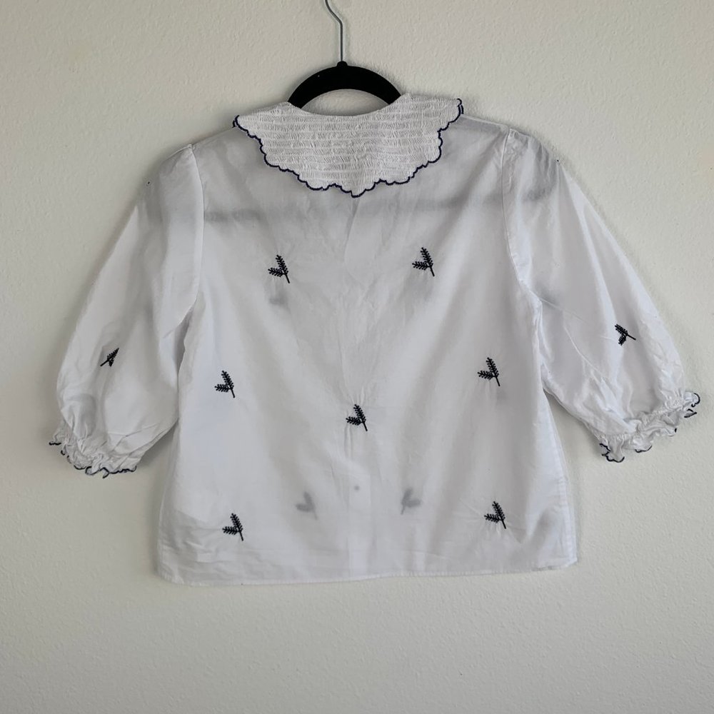 Floral White and Blue Button Up Embroidered Top S - Picture 7 of 12